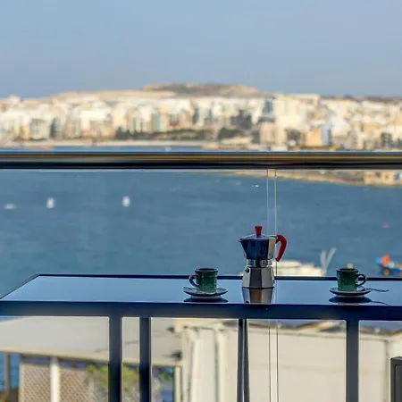 아파트 Scenic Seafront 3br By Mira