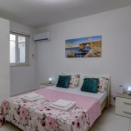 Scenic Seafront 3br By Mira 아파트 세인트폴스베이